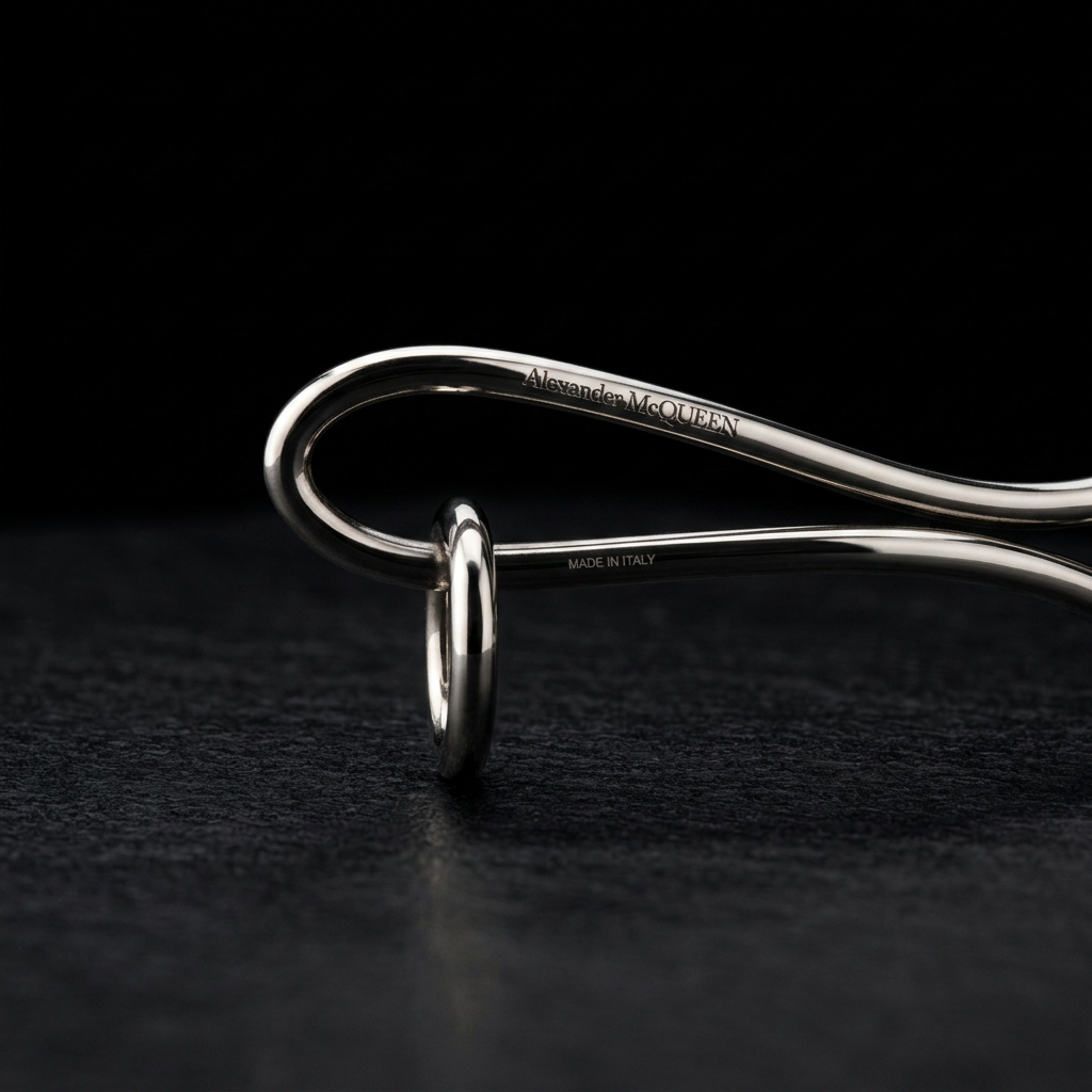 Silver-Tone Brass Wire Collar